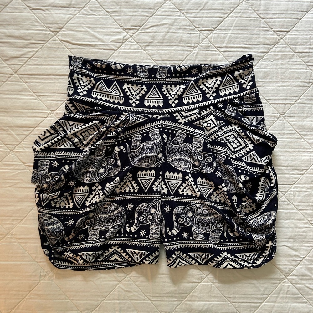 Boho shorts with pockets